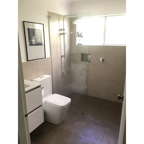 Frameless Shower Screen